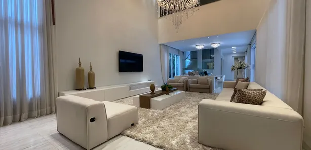 Sobrado com 4 Quartos para alugar, 512m² no Jardins Paris, Goiânia