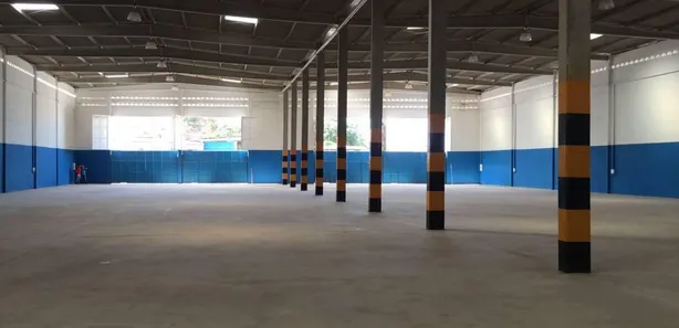 Galpão/Depósito/Armazém para venda ou aluguel, 2400m² no Cascalheira (Abrantes), Camaçari