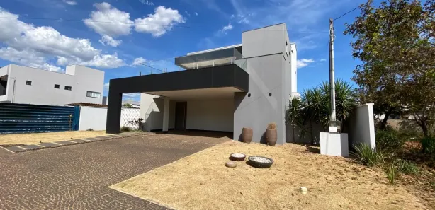 Casa de Condomínio com 3 Quartos à venda, 328m² no Loteamento Residencial Polinésia, Palmas