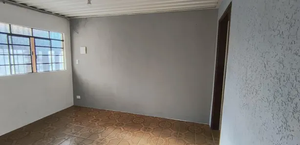 Casa com 2 Quartos para alugar, 80m² no Vila Martins, Carapicuíba