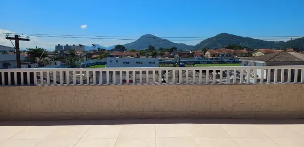 Sobrado com 2 Quartos à venda, 76m² no Vila Ligya, Guarujá