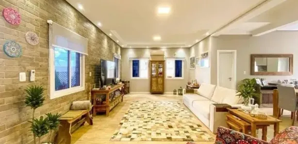 Casa com 3 Quartos para venda ou aluguel, 257m² no Igara, Canoas