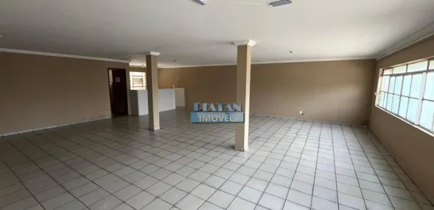 Sala Comercial para alugar, 120m² no Taguatinga Norte, Brasília