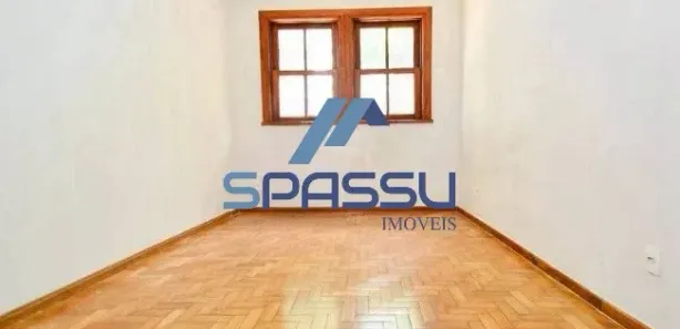 Casa com 2 Quartos para alugar, 304m² no Santo Antônio, Belo Horizonte