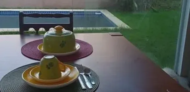 Casa de Condomínio com 4 Quartos para alugar, 380m² no Alphaville (Abrantes), Camaçari