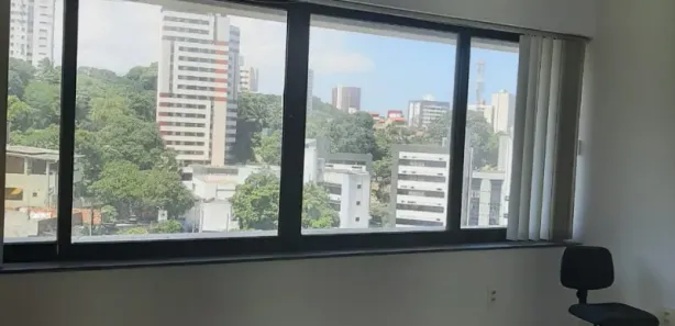 Sala Comercial à venda, 28m² no Brotas, Salvador