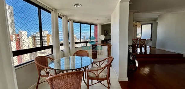 Apartamento com 4 Quartos à venda, 275m² no Jardim Apipema, Salvador
