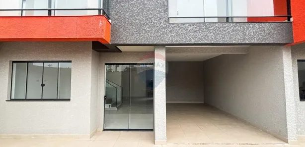 Sobrado com 3 Quartos à venda, 130m² no Balneário Albatroz, Matinhos