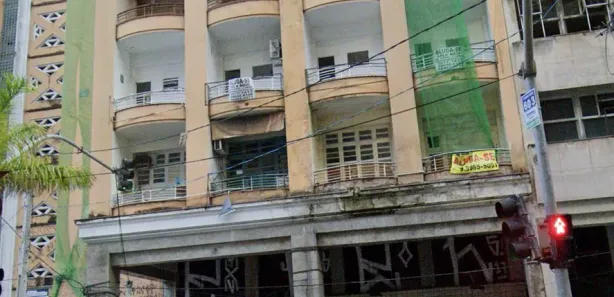 Sala Comercial com 10 Quartos para venda ou aluguel, 450m² no Santo Antônio, Recife