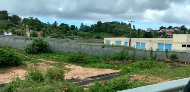 Lote/Terreno à venda, 25000m² no Cassange, Salvador