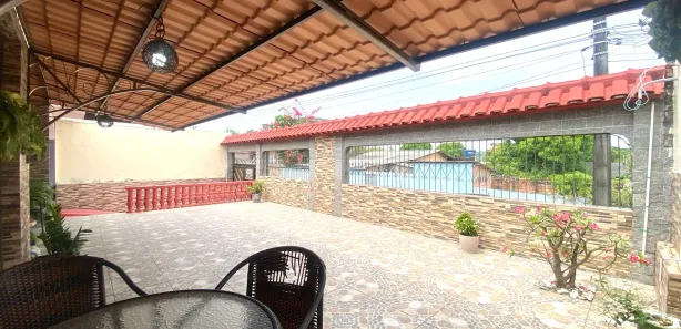 Casa com 3 Quartos à venda, 300m² no Aleixo, Manaus
