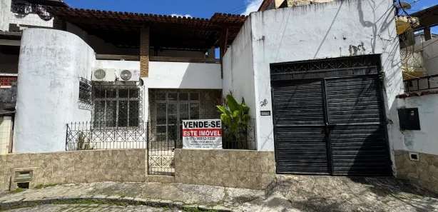 Casa com 4 Quartos à venda, 230m² no Caixa D'Água, Salvador
