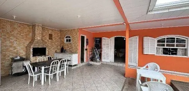 Casa com 6 Quartos à venda, 210m² no Sertaozinho, Matinhos