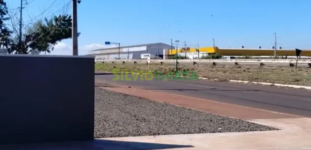 Galpão/Depósito/Armazém com 1 Quarto para alugar, 585m² no Paiçandu, Paiçandu