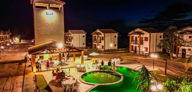 Casa de Condomínio com 3 Quartos à venda, 250m² no , Barreirinhas