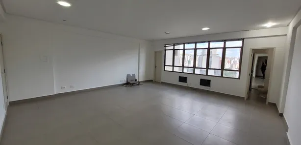 Sala Comercial para alugar, 50m² no Serra, Belo Horizonte