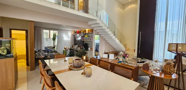 Casa de Condomínio com 4 Quartos à venda, 290m² no Jardins Valência, Goiânia
