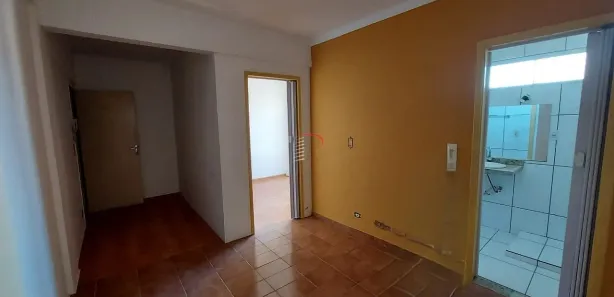 Kitnet com 1 Quarto à venda, 51m² no Centro, Londrina