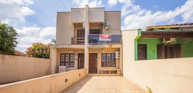 Sobrado com 2 Quartos à venda, 67m² no Jardim do Bosque, Cachoeirinha