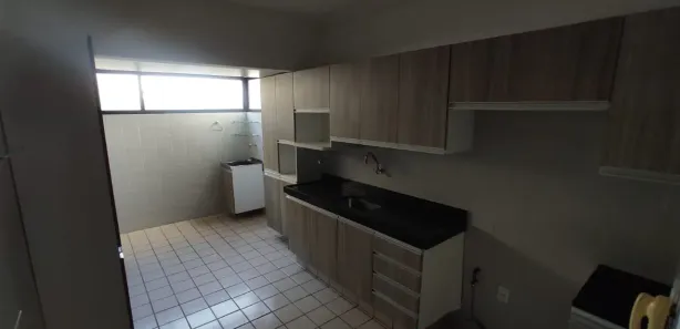 Apartamento com 3 Quartos para alugar, 125m² no Boa Viagem, Recife