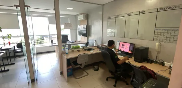 Sala Comercial à venda, 38m² no Jardim Goiás, Goiânia