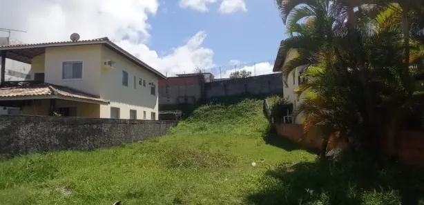 Lote/Terreno à venda, 300m² no Centro, Lauro de Freitas