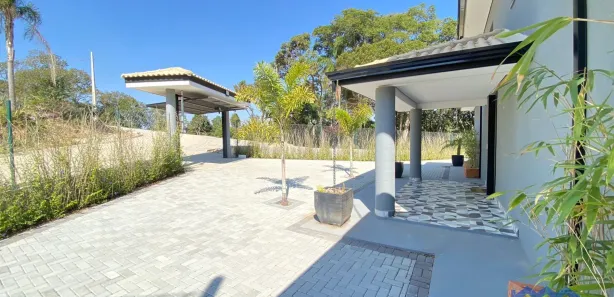 Fazenda/Sítio com 4 Quartos à venda, 1300m² no , Mairinque
