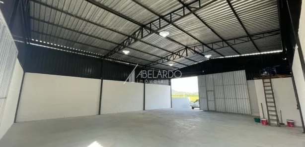 Galpão/Depósito/Armazém para venda ou aluguel, 180m² no Centro, Ilhota