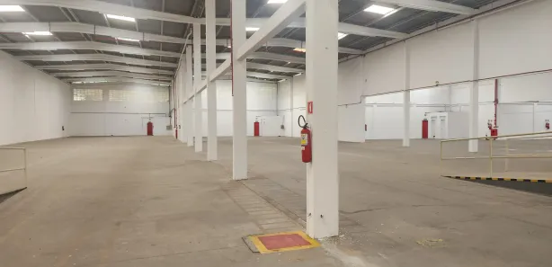 Galpão/Depósito/Armazém para alugar, 5500m² no Campinas de Pirajá, Salvador
