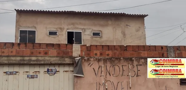 Casa com 5 Quartos à venda, 300m² no Arapoanga, Brasília