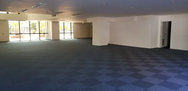 Ponto Comercial para alugar, 366m² no Asa Norte, Brasília