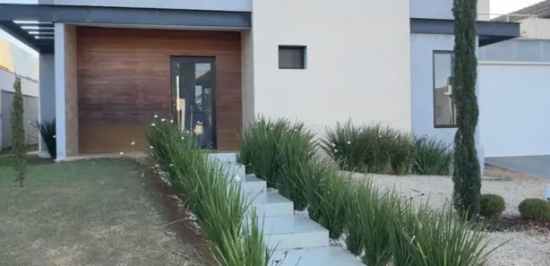 Casa de Condomínio com 5 Quartos para alugar, 300m² no Jardins Paris, Goiânia