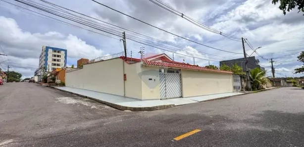 Casa com 3 Quartos à venda, 207m² no Parque 10 de Novembro, Manaus