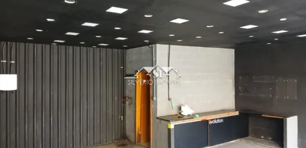 Ponto Comercial para alugar, 49m² no Roseiral, Petrópolis