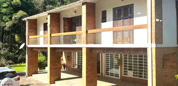 Fazenda/Sítio com 4 Quartos para alugar, 150m² no Centro, São Lourenço da Serra