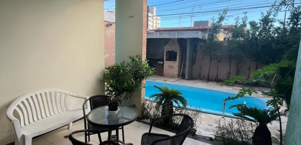Sobrado com 4 Quartos à venda, 251m² no Capim Macio, Natal