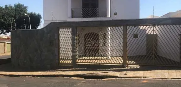 Sobrado com 4 Quartos à venda, 285m² no Vila Yamada, Araraquara