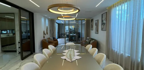 Casa de Condomínio com 4 Quartos à venda, 380m² no Buraquinho, Lauro de Freitas