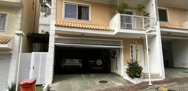 Casa de Condomínio com 4 Quartos para venda ou aluguel, 170m² no Freguesia (Jacarepaguá), Rio de Janeiro
