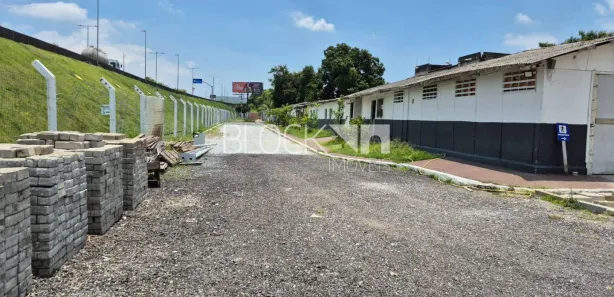 Galpão/Depósito/Armazém para alugar, 5000m² no Realengo, Rio de Janeiro