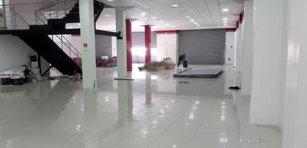 Ponto Comercial para alugar, 1126m² no Água de Meninos, Salvador