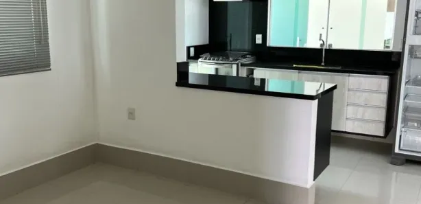 Casa de Condomínio com 4 Quartos à venda, 300m² no Chapada, Manaus