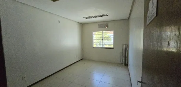 Prédio Comercial para alugar, 507m² no Nossa Senhora das Graças, Manaus