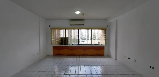 Sala Comercial à venda, 33m² no Boa Viagem, Recife