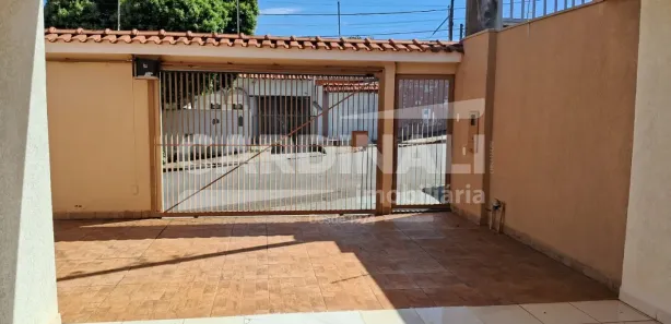Casa com 3 Quartos à venda, 151m² no Jardim Santa Rita de Cássia, Araraquara