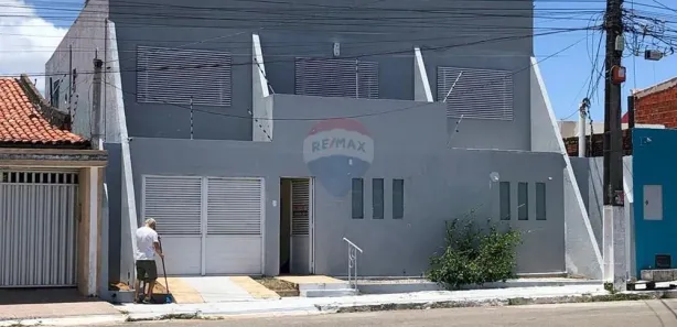 Imóvel Comercial com 3 Quartos para alugar, 240m² no Candelária, Natal