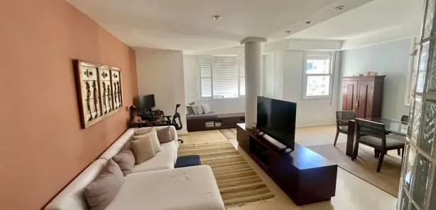 Apartamento com 2 Quartos para alugar, 110m² no Laranjeiras, Rio de Janeiro