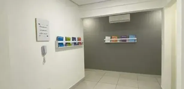 Sala Comercial para alugar, 80m² no Macuco, Santos