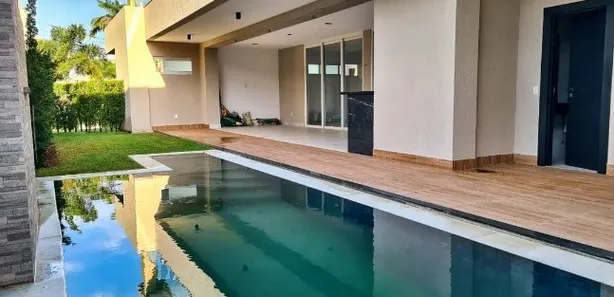 Casa de Condomínio com 3 Quartos à venda, 600m² no Ponta Negra, Natal