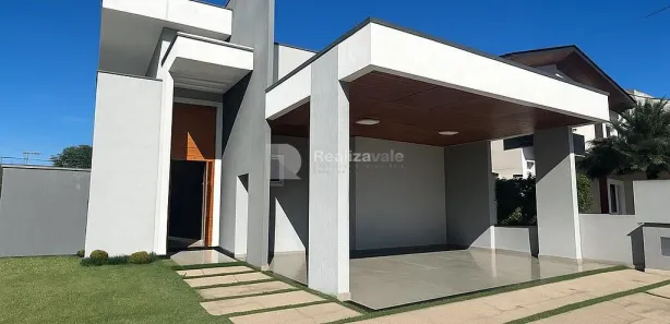 Casa de Condomínio com 3 Quartos à venda, 177m² no Castelos, Tremembé